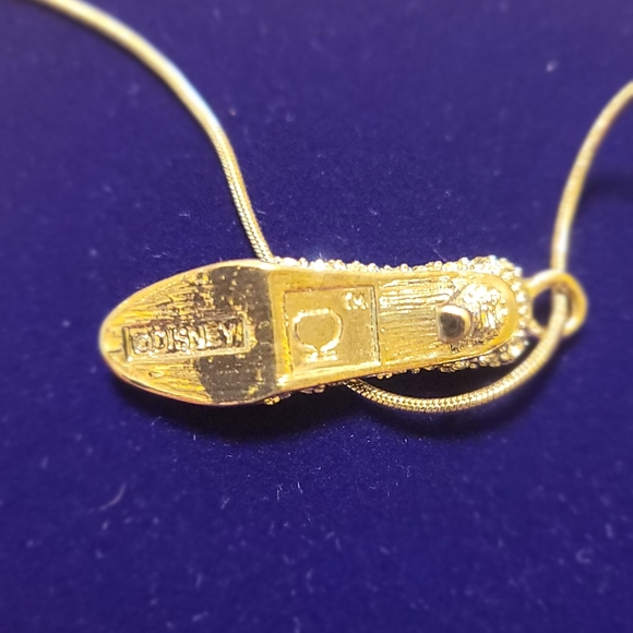 Disney Arribas Brothers crystal Cinderella Shoe Necklace - Picture 4 of 4